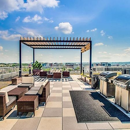 Luxury D.C. 1Br Apt W/Rooftop Pool In Southwest Waterfront Washington Esterno foto